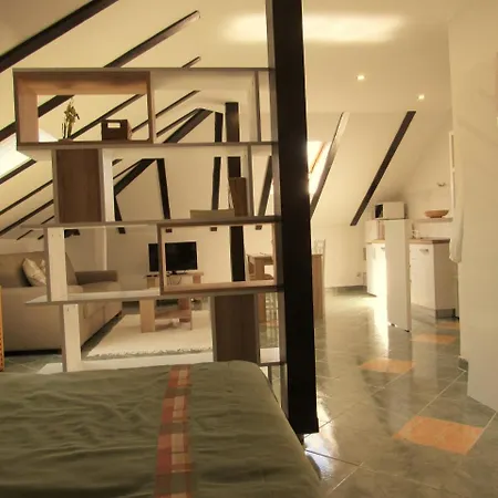 Cozy Studio Attic * Trogir
